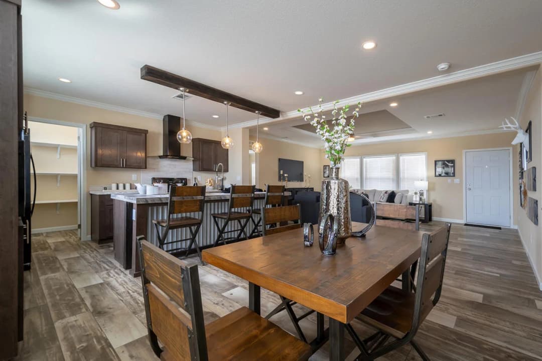 Innovation in3256h32025 interior home features