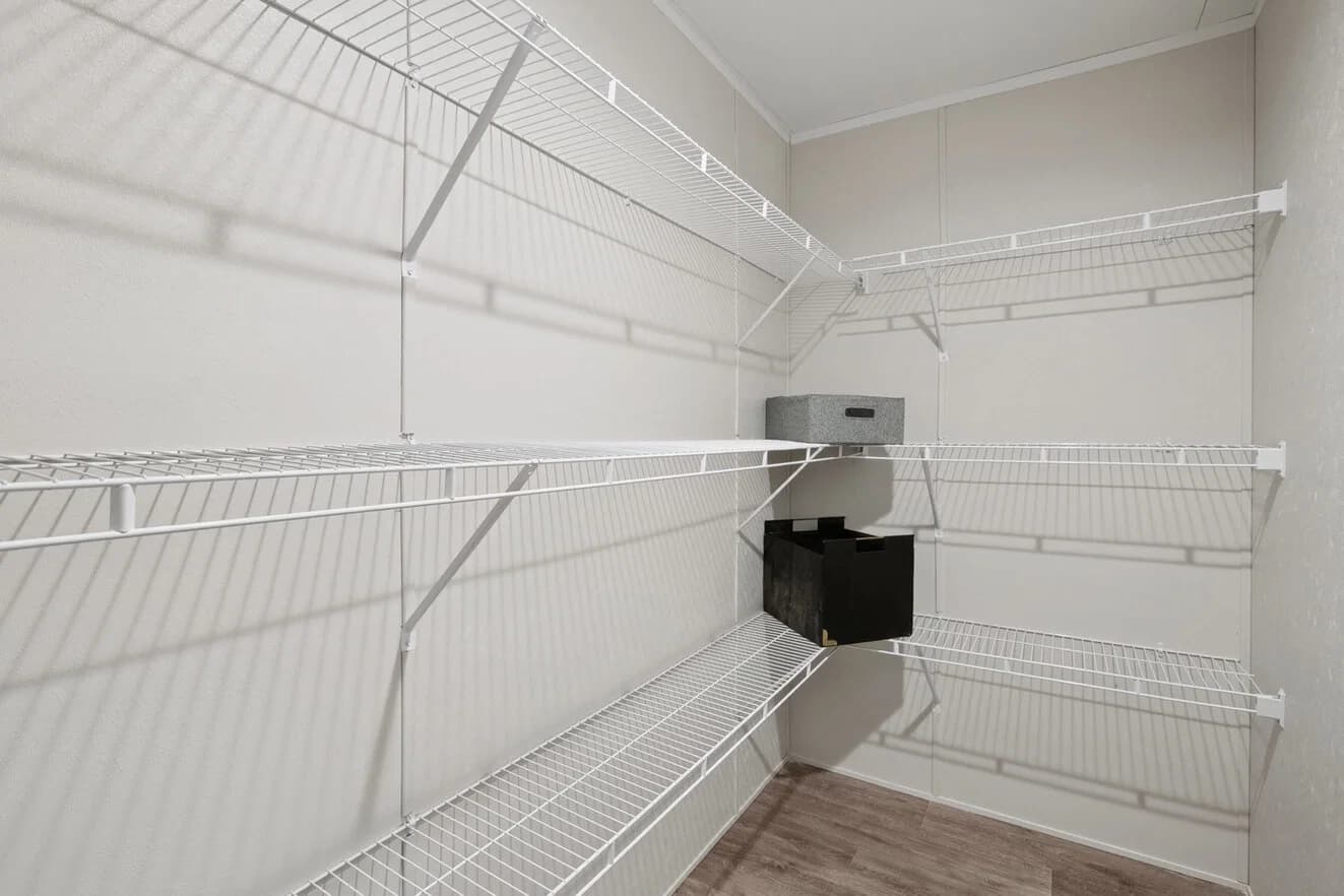 Valuhomes 28563p kitchen home features