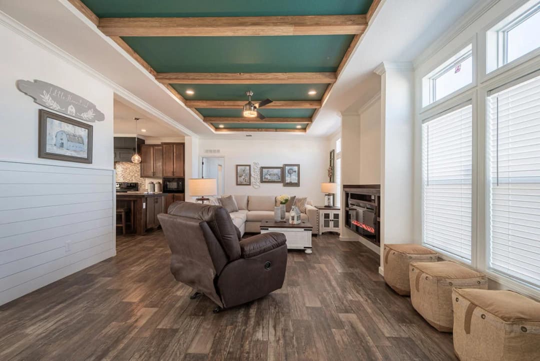 Innovation in3276h42075 interior home features