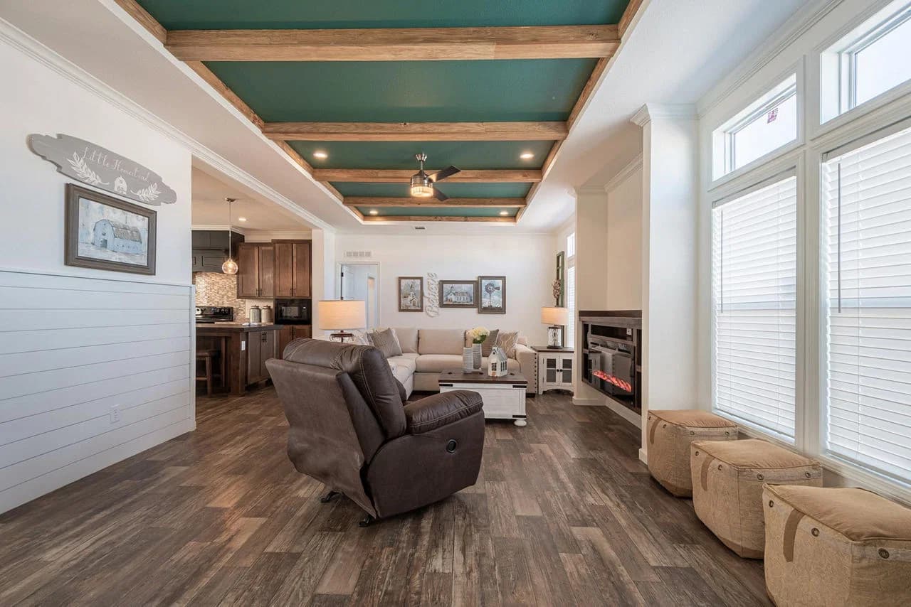 Innovation in3276h42075 interior home features