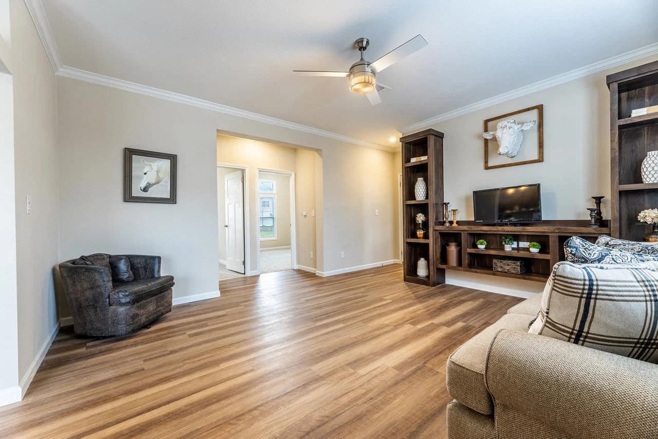 Innovation in3260h32076 interior home features