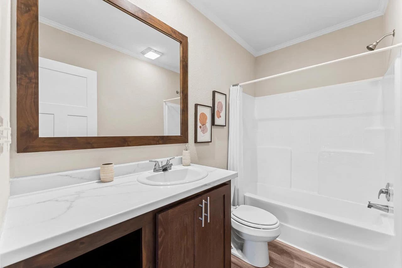 Innovation in2860h32103 bathroom home features