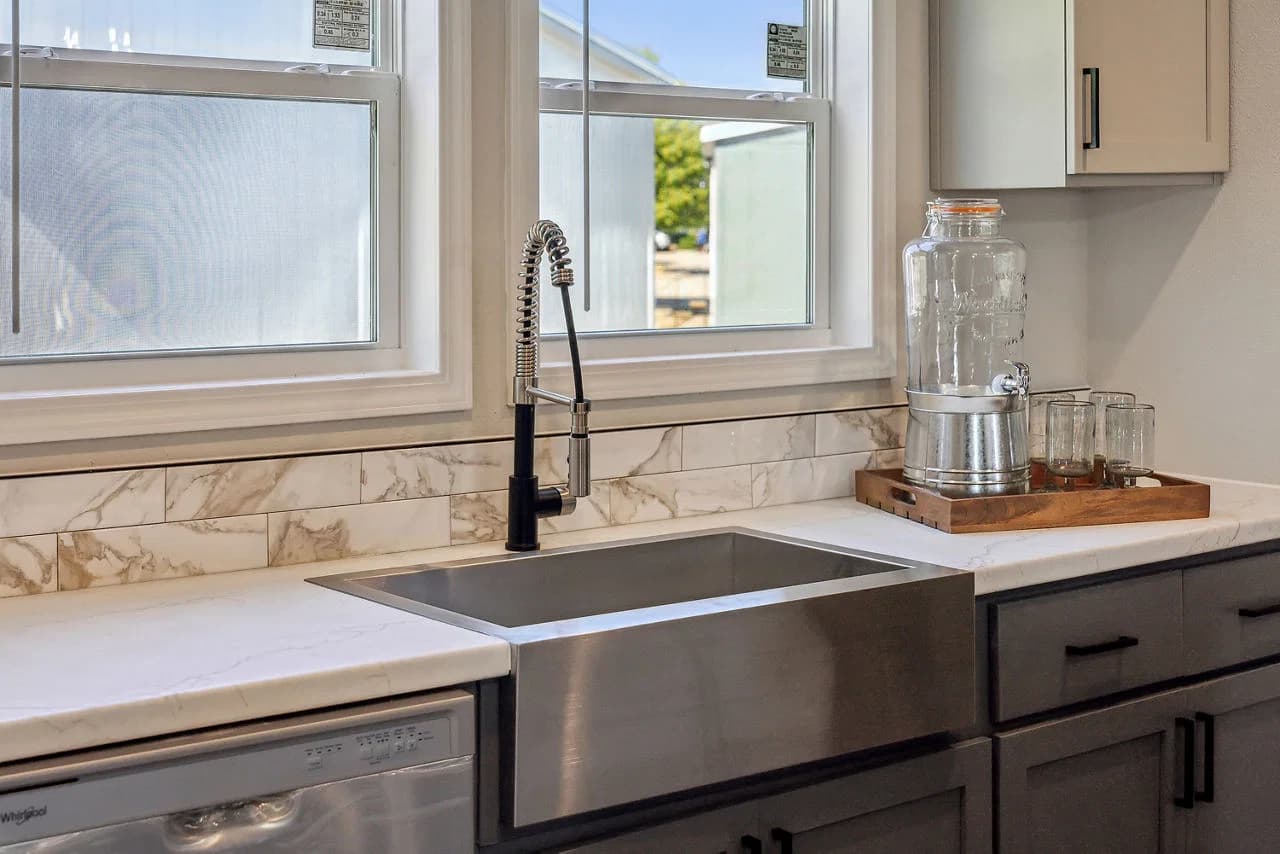 Innovation in3268h42421 kitchen home features