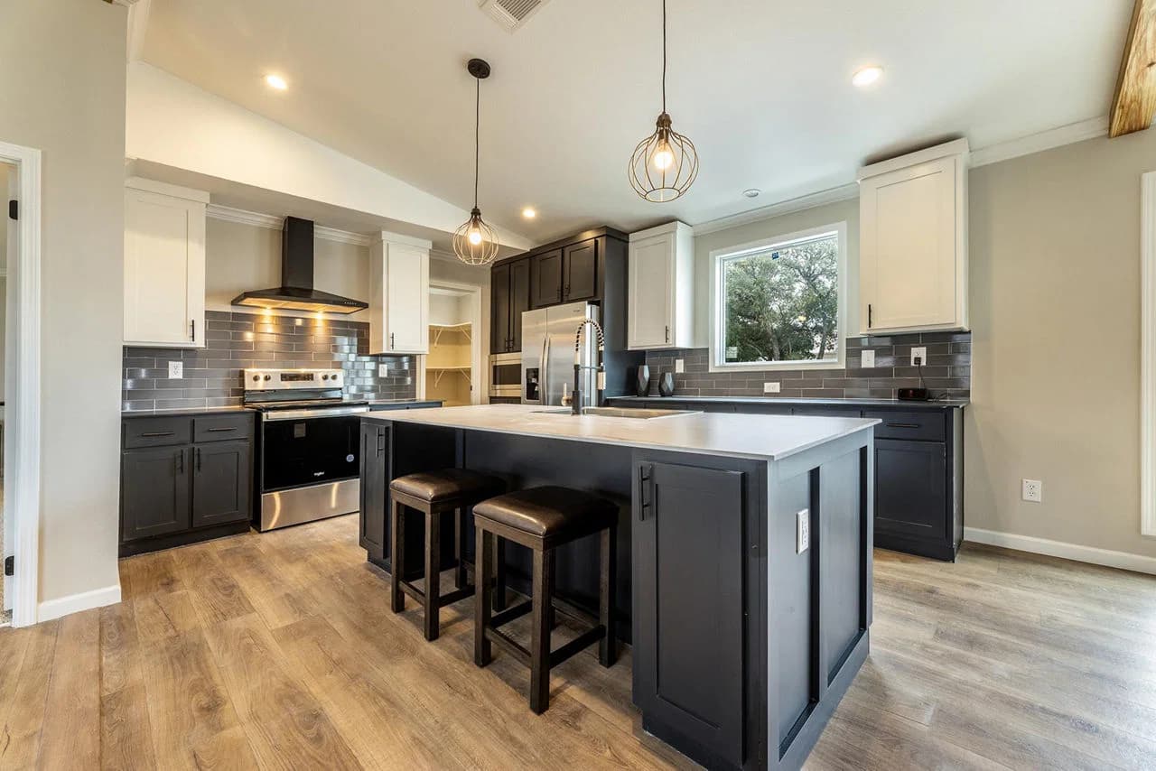 Innovation in2864h42331 kitchen and hero home features