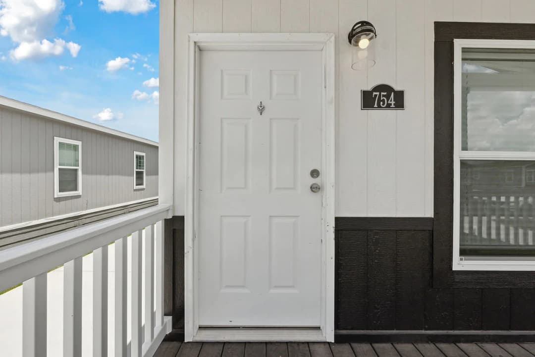 Innovation in1868h22177 exterior home features