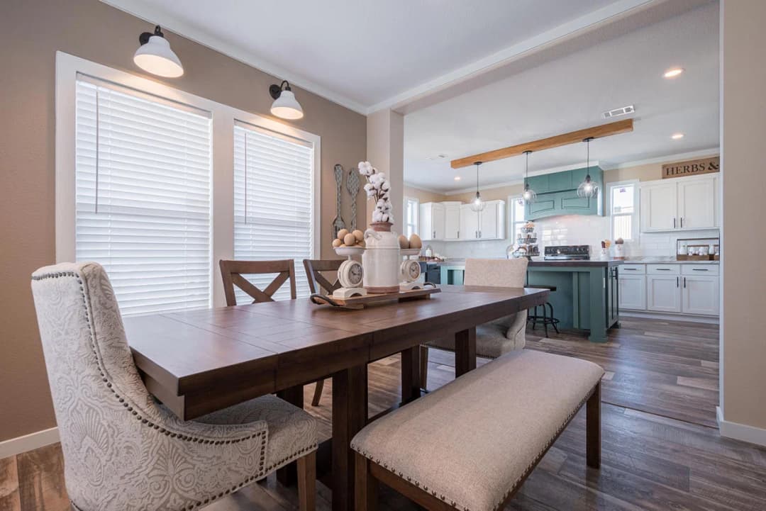 Innovation in3266h32050 interior home features