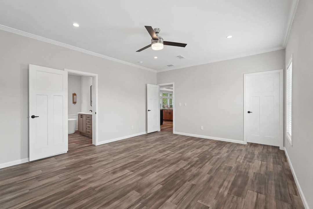 Innovation in3276h42466 bedroom home features