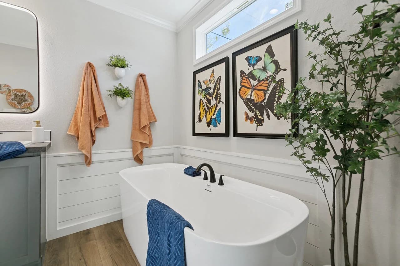 Innovation in5442h33003 bathroom home features