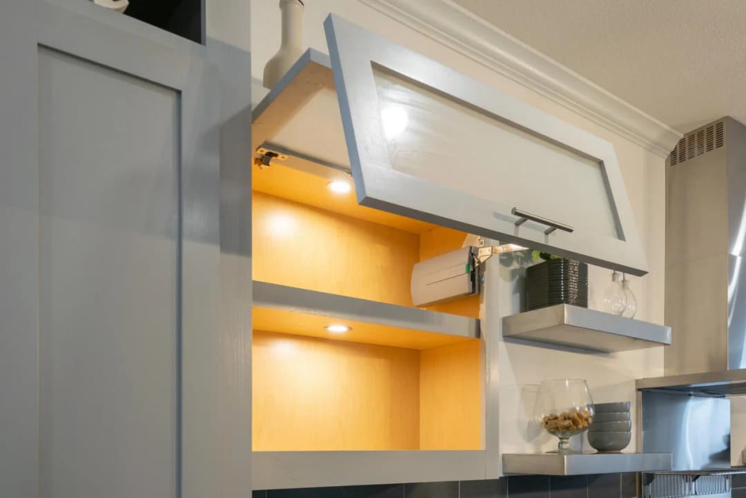 Innovation in3268h32052 kitchen home features