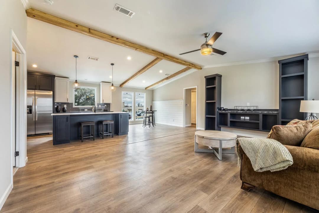 Innovation in2864h42331 interior home features