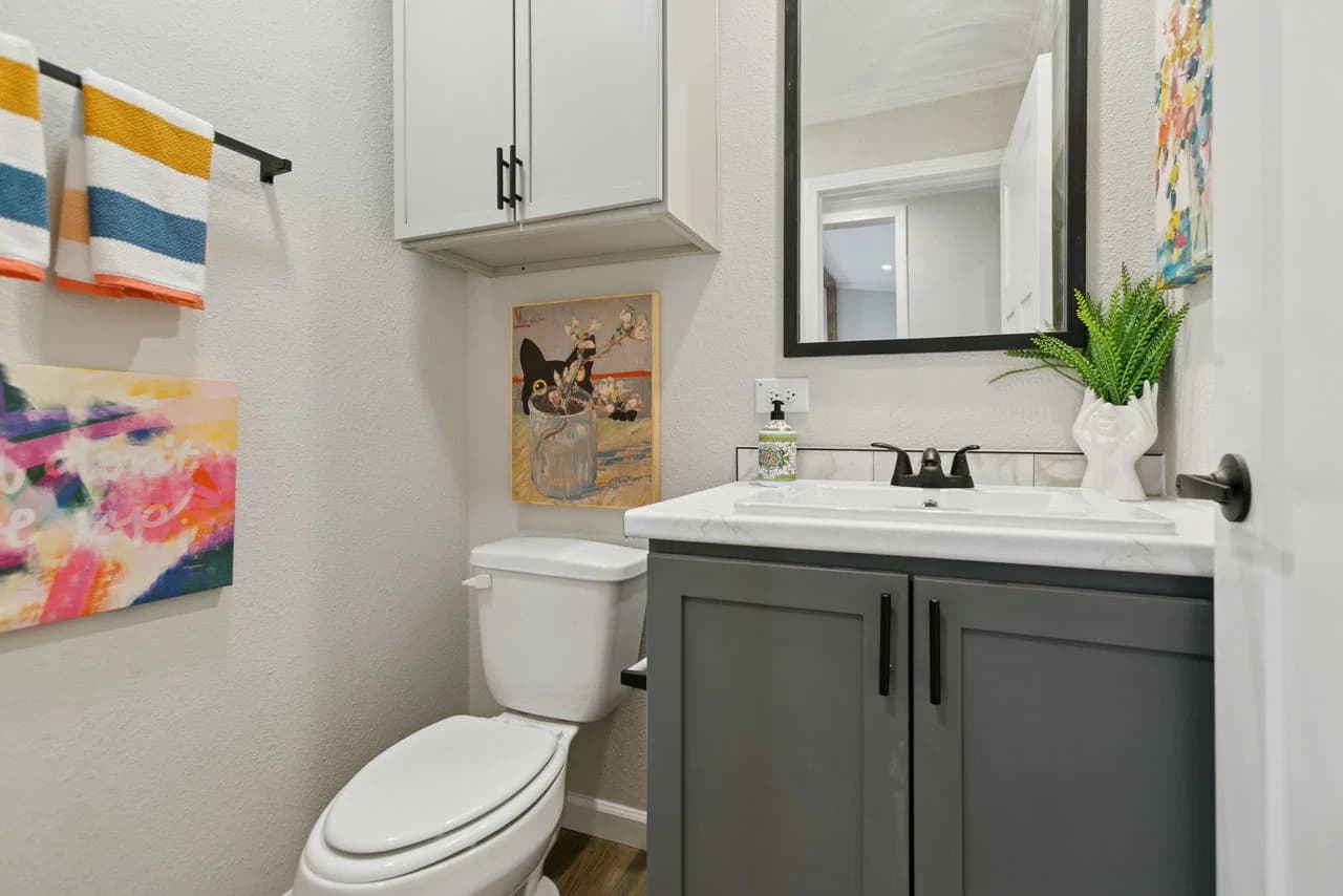 Innovation in5442h33003 bathroom home features