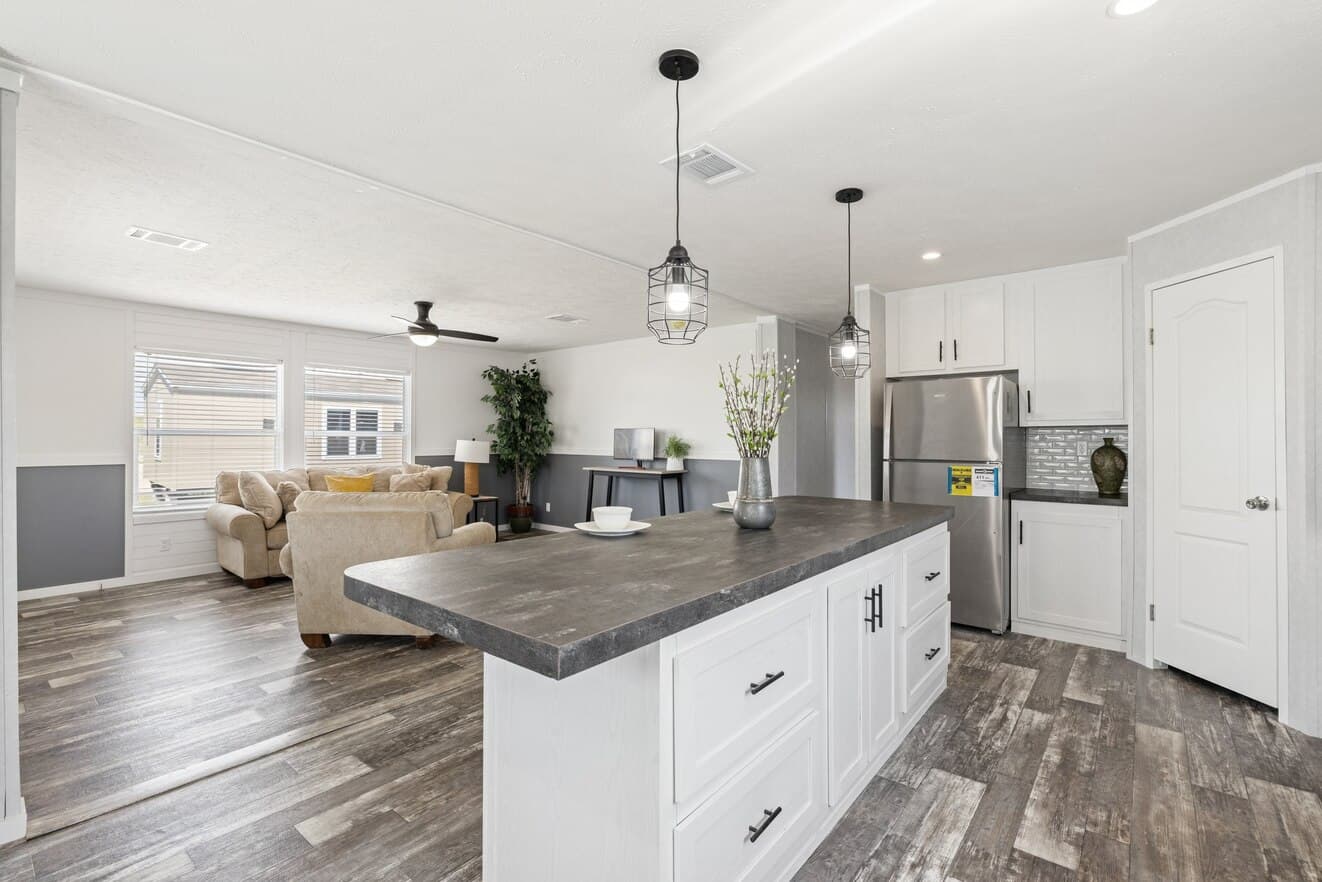 Verde ranch 28563n kitchen home features