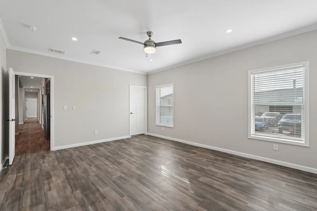 Innovation in3276h42466 bedroom home features