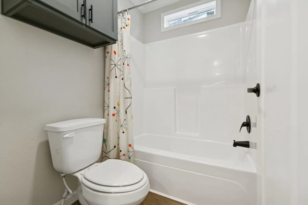 Innovation in5442h33003 bathroom home features