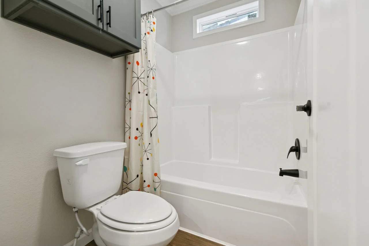 Innovation in5442h33003 bathroom home features