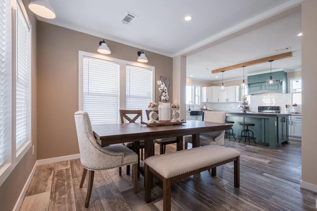 Innovation in3266h32050 interior home features