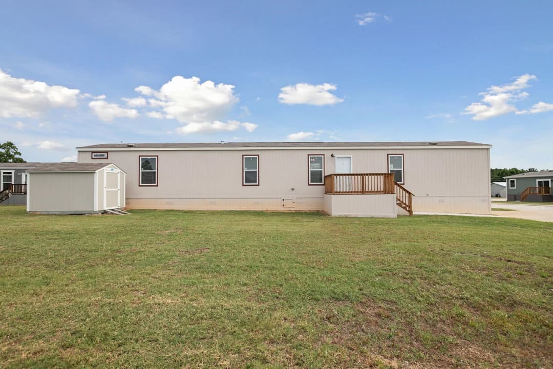 Nm1676b hero, elevation, and exterior home features