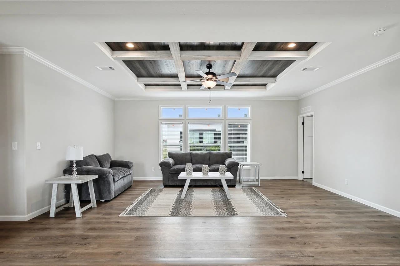 Innovation in3276h42094 interior home features