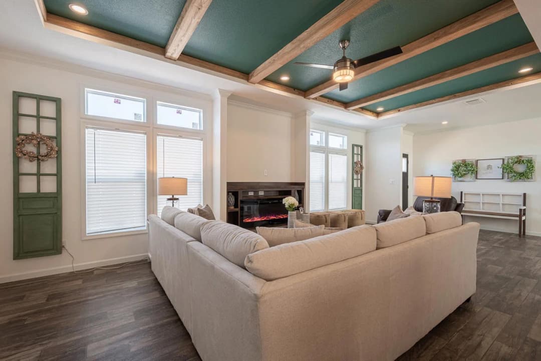 Innovation in3276h42075 interior home features