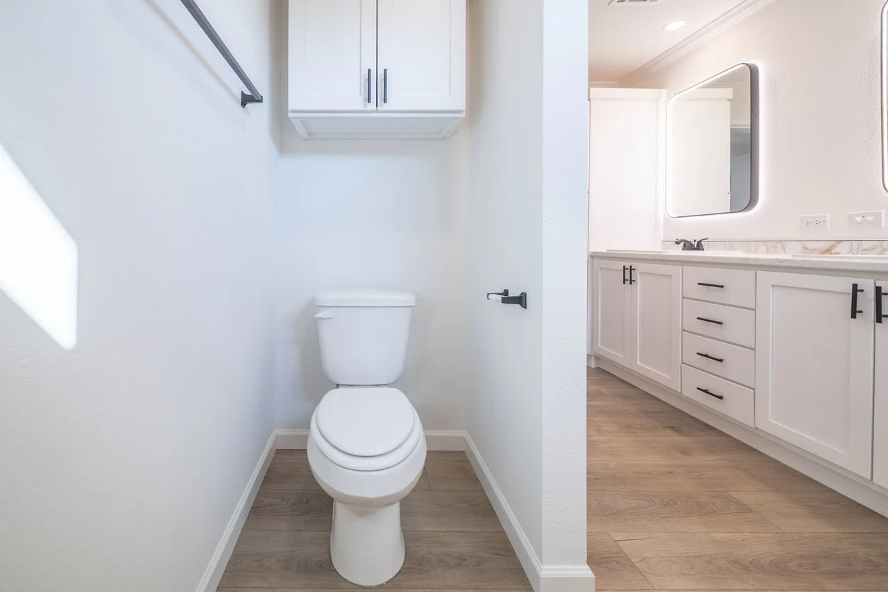 Innovation in5442h33003 bathroom home features