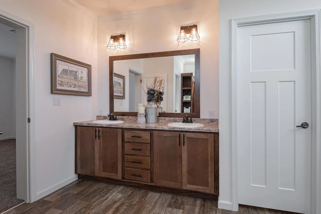 Innovation in3276h42075 bathroom home features
