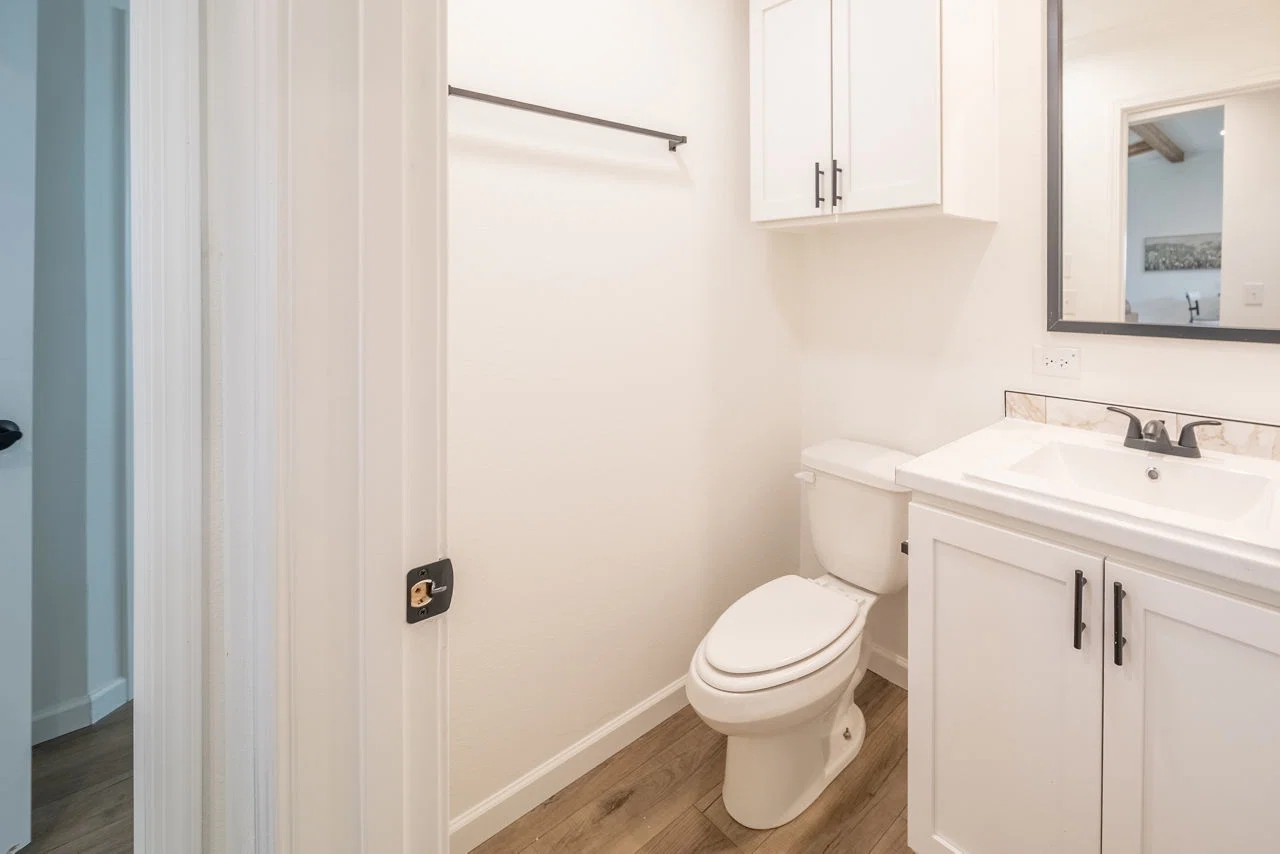 Innovation in5442h33003 bathroom home features