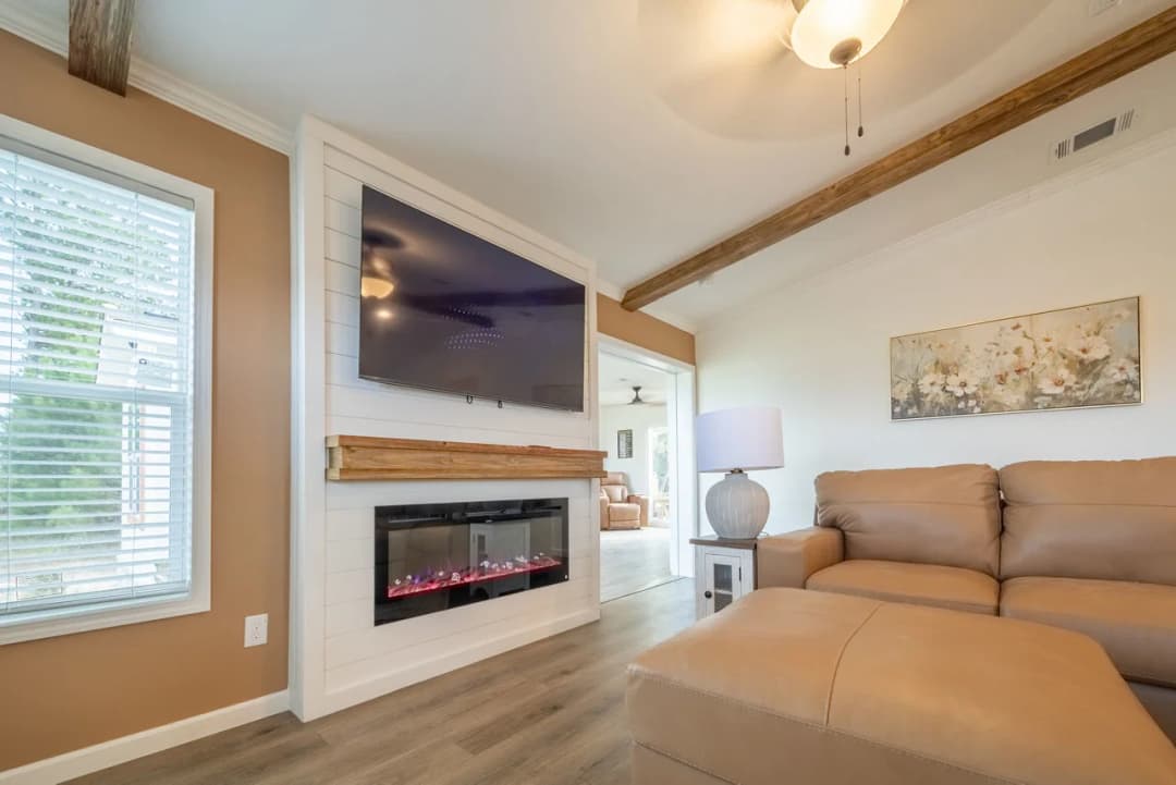 Innovation in5442h33003 interior home features