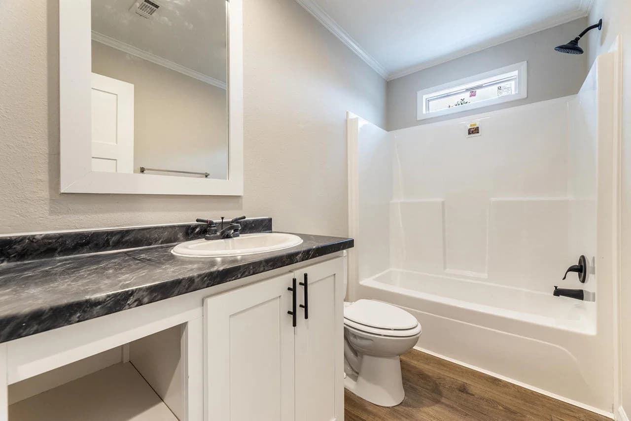 Innovation in2864h42331 bathroom home features