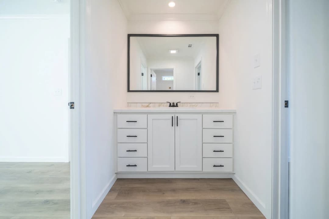Innovation in5442h33003 bathroom home features