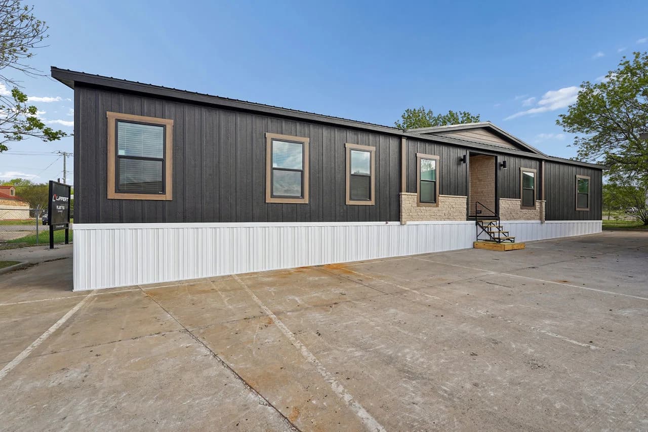 Innovation in3276h42466 exterior home features
