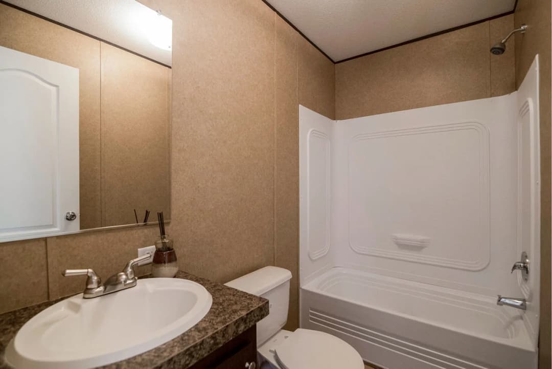 Nm1676d bathroom home features