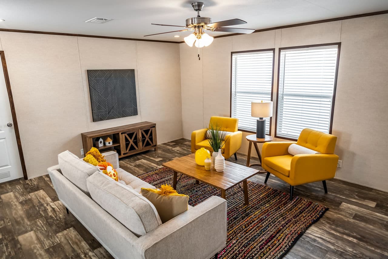 Prime clay 135 interior home features