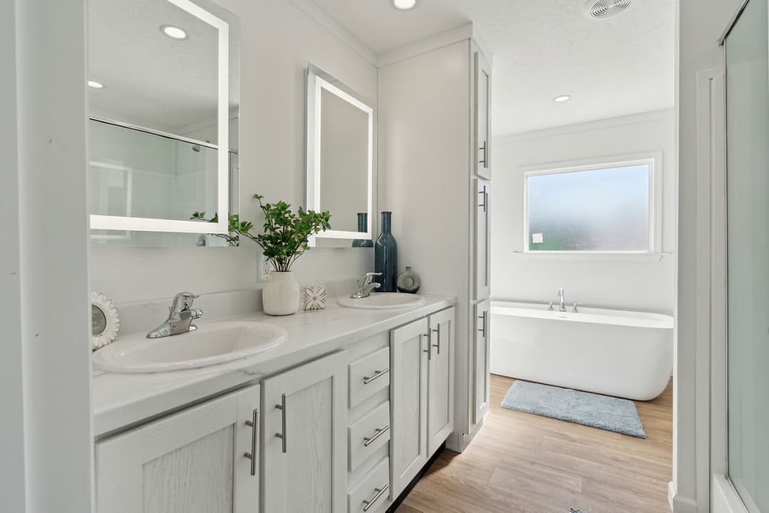 Prime carlisle 135 bathroom home features