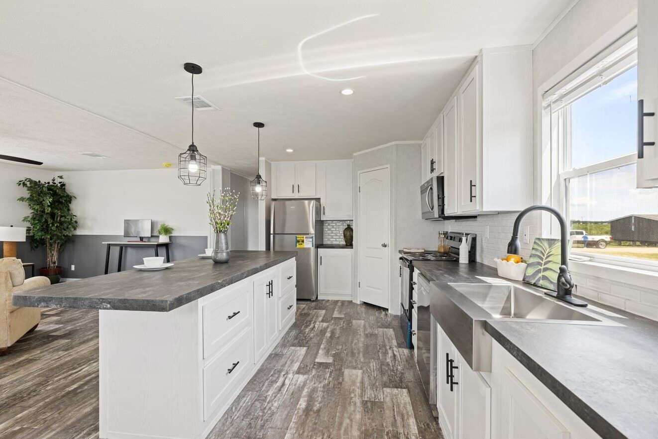 Verde ranch 28563n kitchen home features