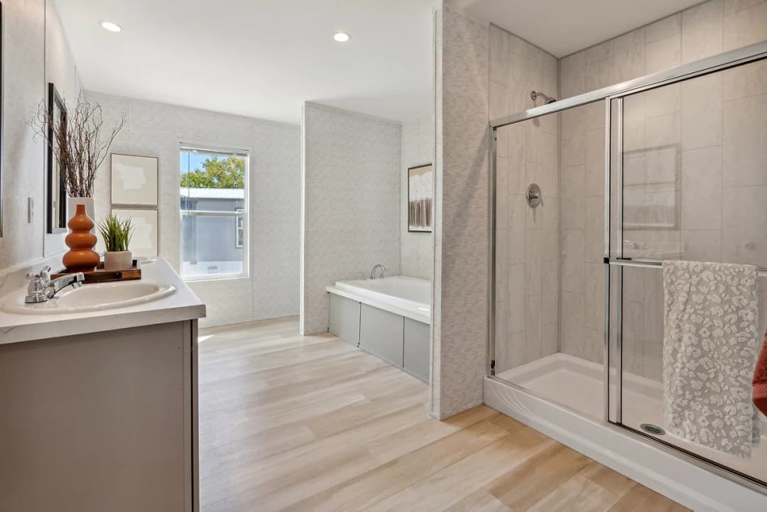 Nm3260a bathroom home features